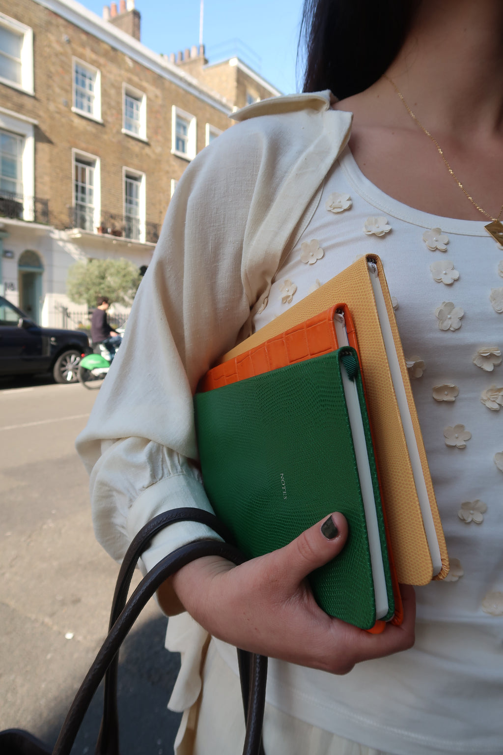MIXED NOTEBOOKS IN LEATHER & PELLAQ