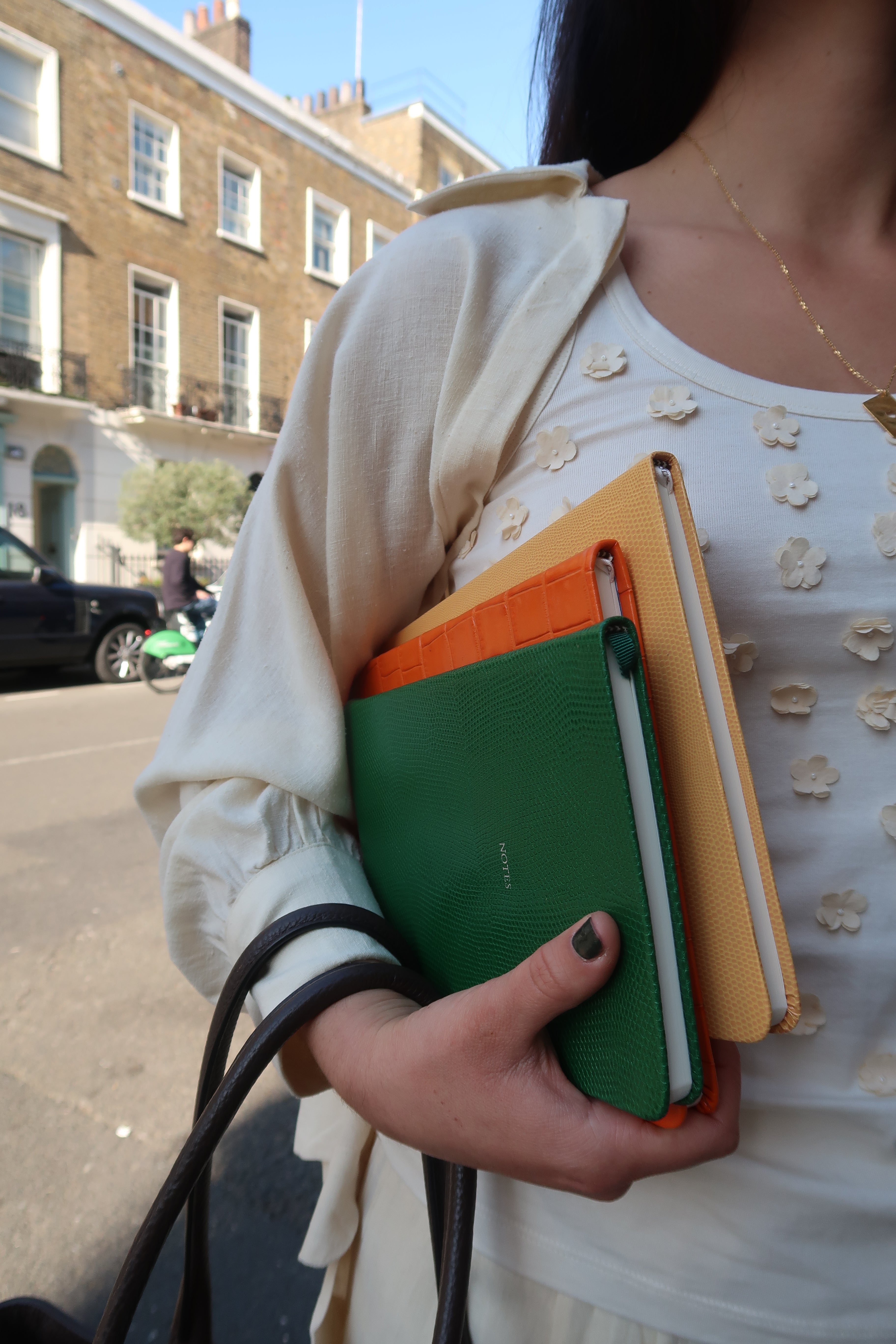MIXED NOTEBOOKS IN LEATHER & PELLAQ