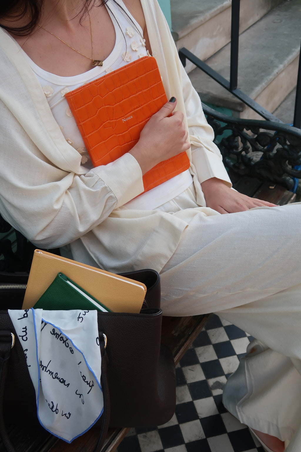 MIXED NOTEBOOKS IN LEATHER & PELLAQ