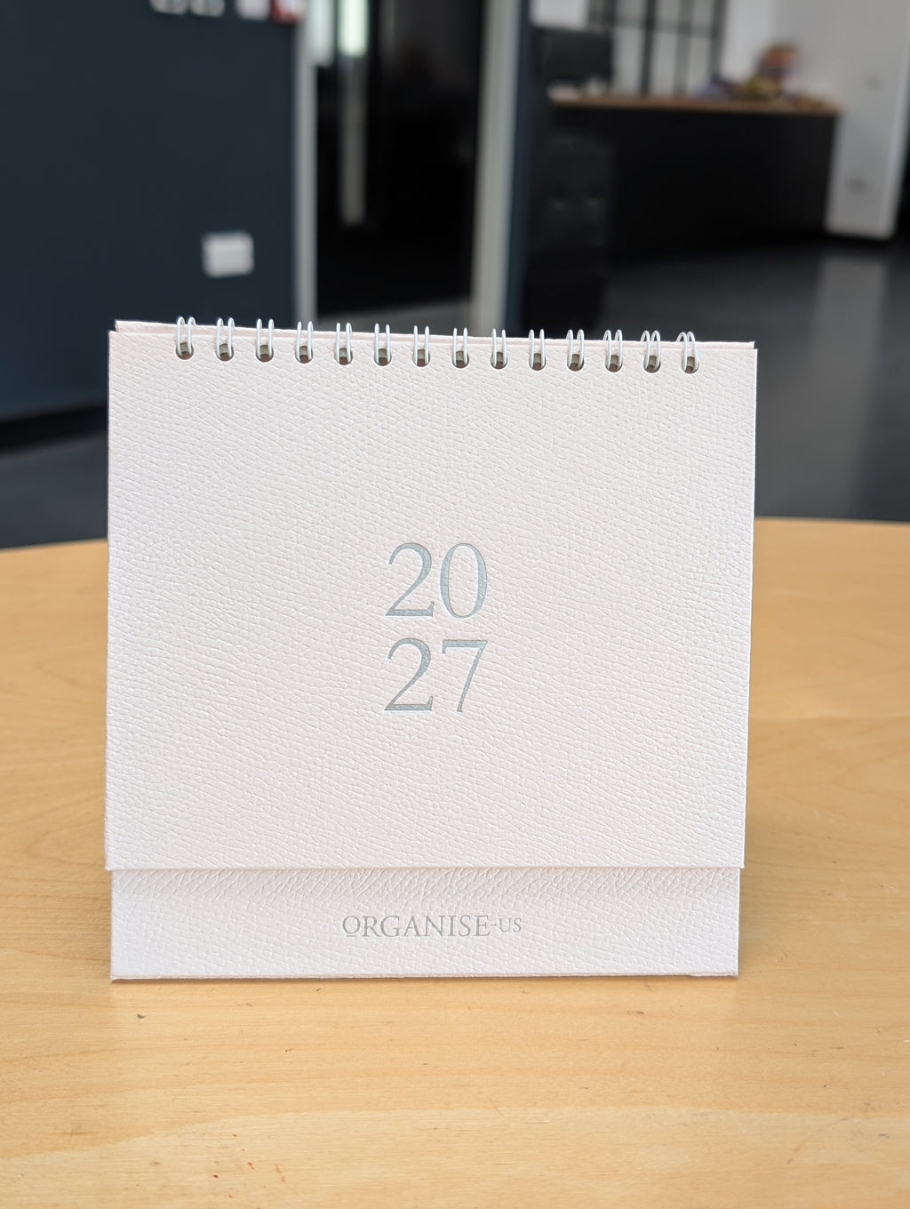 Desk Calendar in Powder Pink Galuchat - 12 months