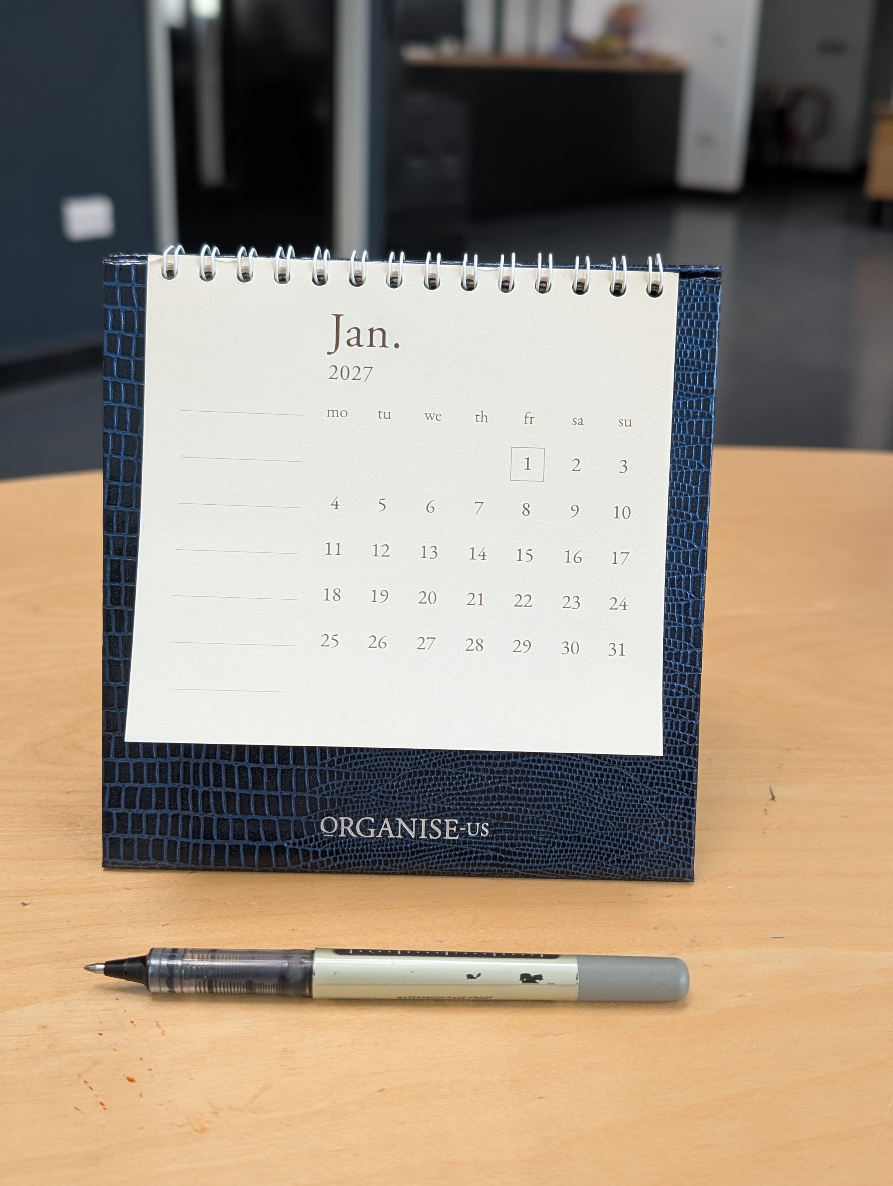 Desk Calendar in Marine Blue Iguana - 12 months